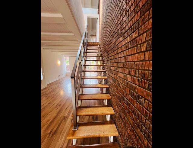 2 BEDROOM TOWNHOUSE FOR SALE IN THE HILL